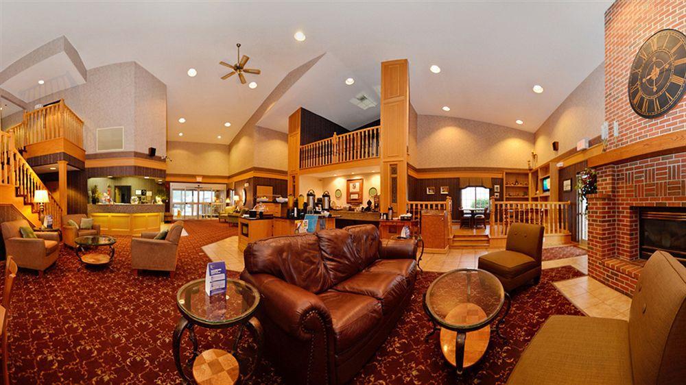 Best Western Plus University Park Inn&Suites Ames Exterior foto
