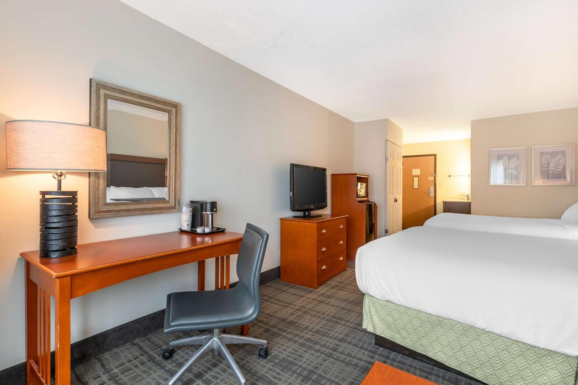 Best Western Plus University Park Inn&Suites Ames Exterior foto