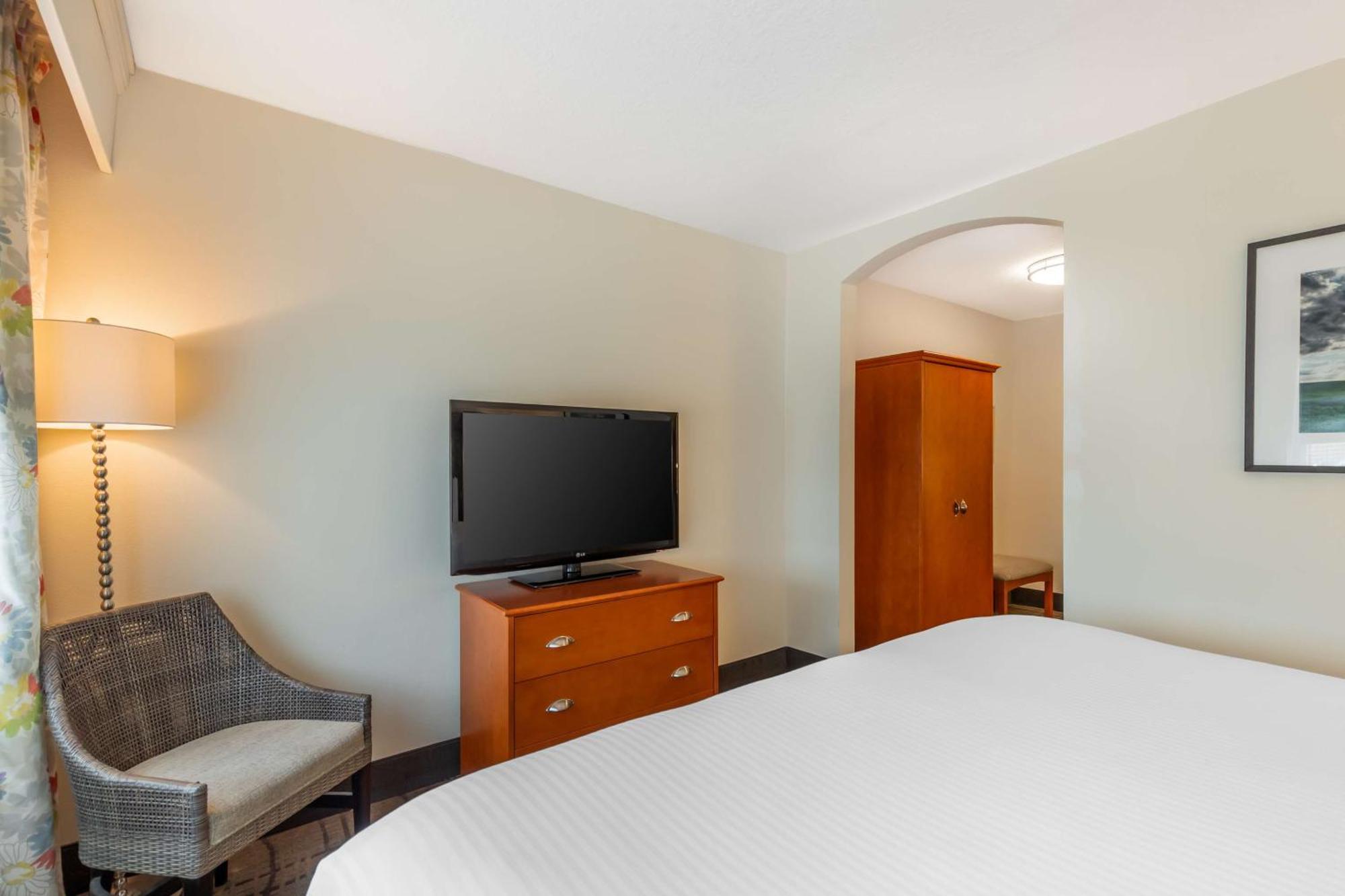 Best Western Plus University Park Inn&Suites Ames Exterior foto
