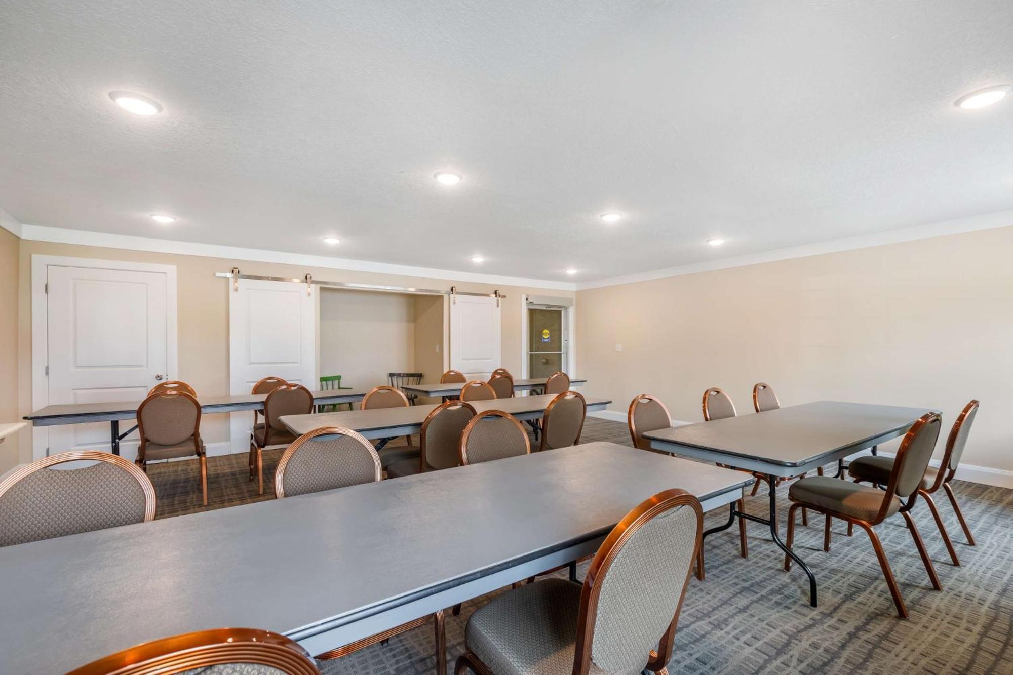 Best Western Plus University Park Inn&Suites Ames Exterior foto