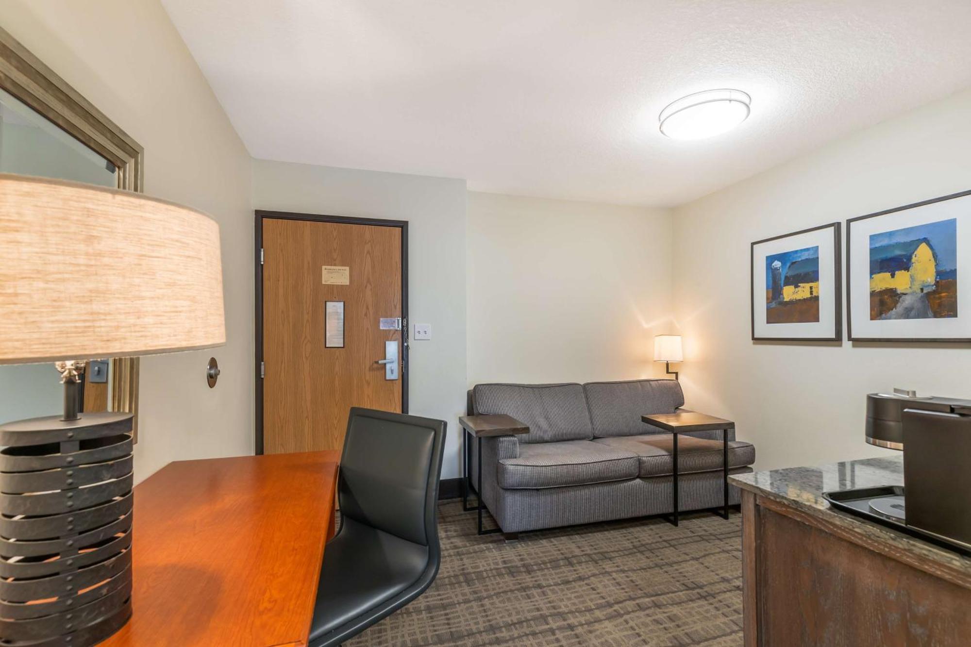 Best Western Plus University Park Inn&Suites Ames Exterior foto