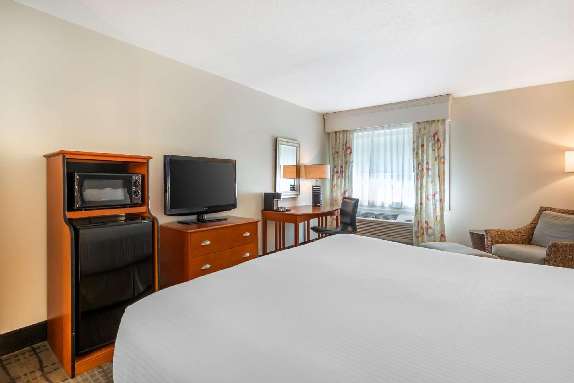 Best Western Plus University Park Inn&Suites Ames Exterior foto