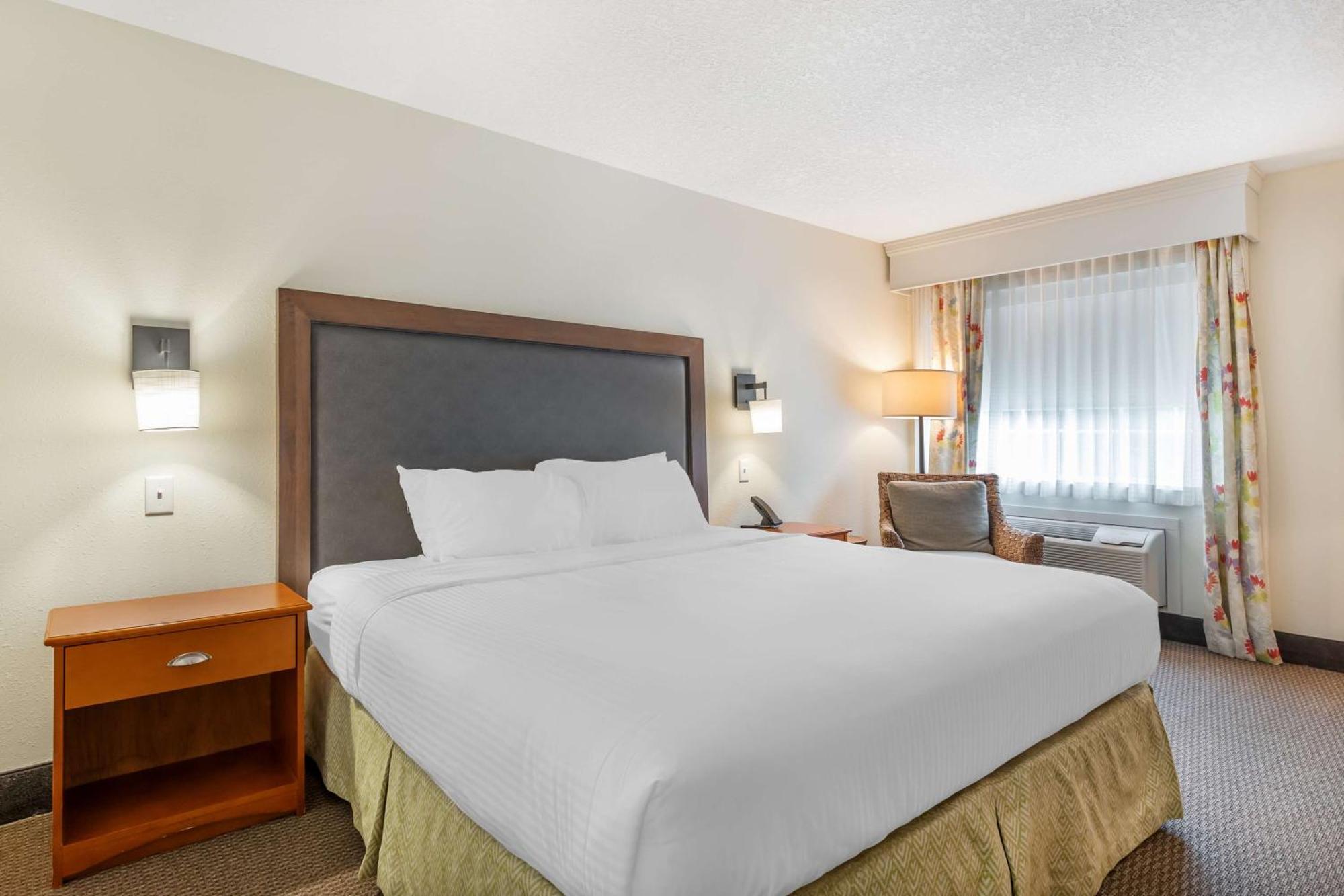 Best Western Plus University Park Inn&Suites Ames Exterior foto