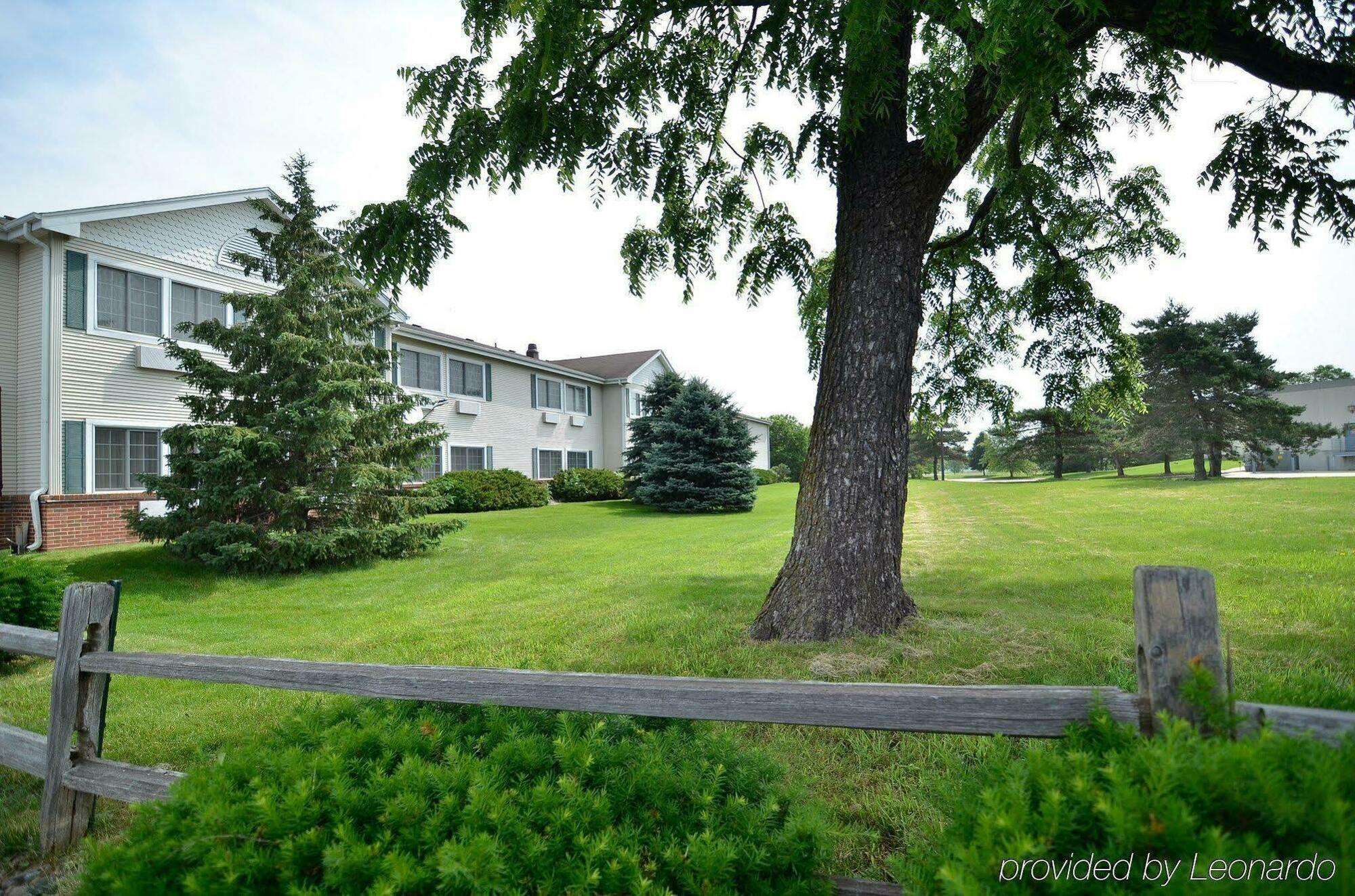 Best Western Plus University Park Inn&Suites Ames Exterior foto