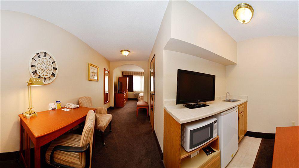 Best Western Plus University Park Inn&Suites Ames Exterior foto